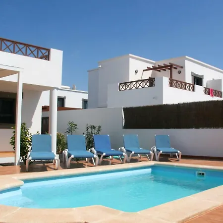 Villa Villa Villa V